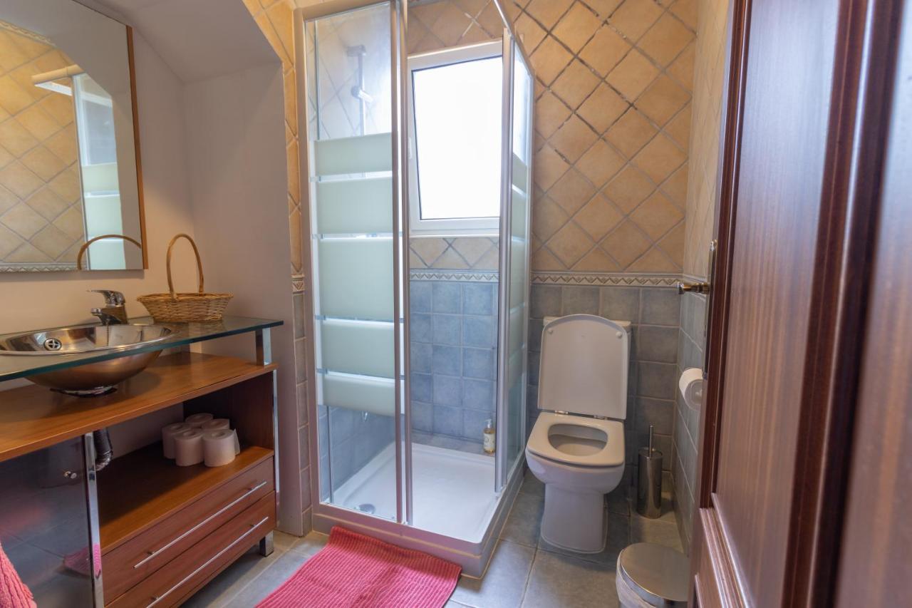 ホテル Casa Da Margarida - Area Privada Na Casa Da Anfitria ポンタ・デルガダ エクステリア 写真