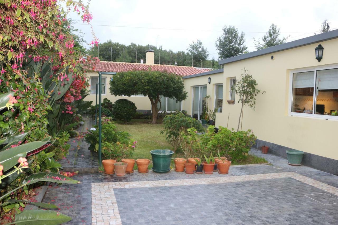 ホテル Casa Da Margarida - Area Privada Na Casa Da Anfitria ポンタ・デルガダ エクステリア 写真